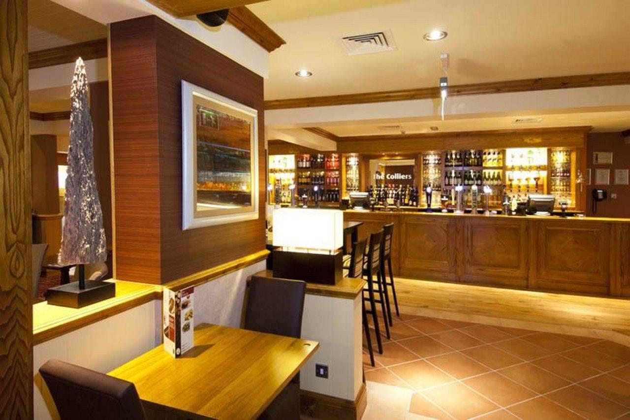 Premier Inn ريجلي المظهر الخارجي الصورة